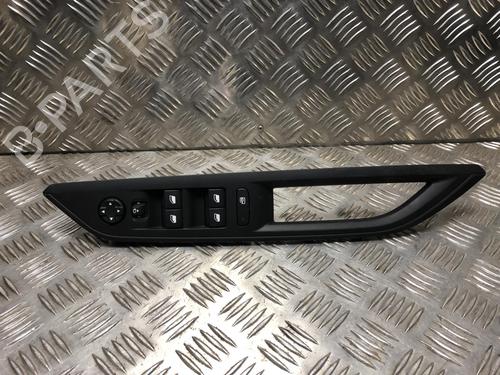 Used Left front window switch PEUGEOT 3008 II SUV (MC_, MR_, MJ_, M4_) 1.5 BlueHDi 130 (131 hp) 25307145