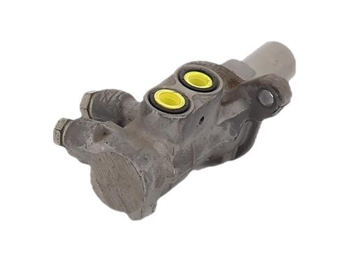 Brake master cylinder FORD KUGA II (DM2) 1.6 EcoBoost 4x4 | BP37447848M77 - Image 3