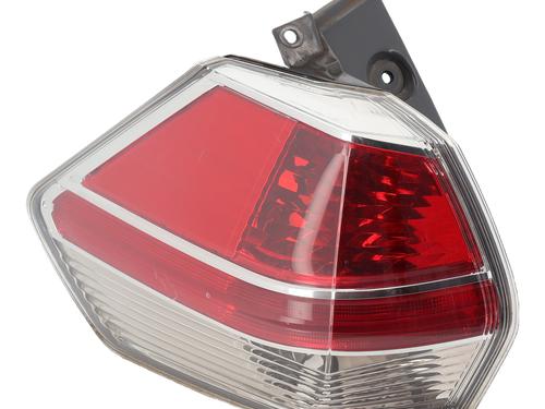Farolim esquerdo Farolim esquerdo NISSAN X-TRAIL III (T32_, T32R, T32RR) 1.6 dCi (T32) (130 hp) 36767856 36767856