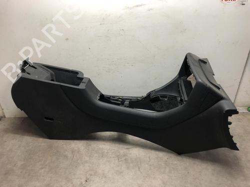 Mittelkonsole CITROËN C5 III Break (RW_) 1.6 HDi 110 (112 hp) 31187591