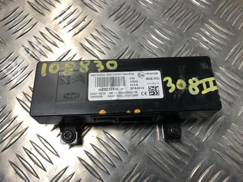 Used Control unit PEUGEOT 308 SW II (LC_, LJ_, LR_, LX_, L4_) 1.5 BlueHDi 130 (131 hp) 23134365