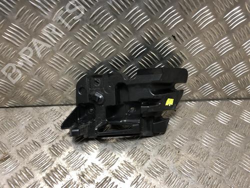 Used Rear bumper bracket RENAULT CAPTUR II (HF_) TCe 140 (HFN0) (140 hp) 31246523