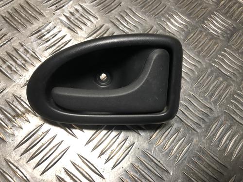 Højre fortil invendig håndtag RENAULT CLIO II (BB_, CB_) 1.5 dCi (B/CB3M) (64 hp) 31199907