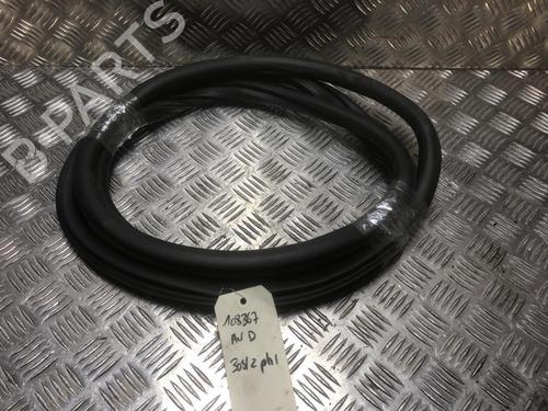Used Rubber door seal PEUGEOT 308 II (LB_, LP_, LW_, LH_, L3_) 1.6 BlueHDi 120 (120 hp) 24028677