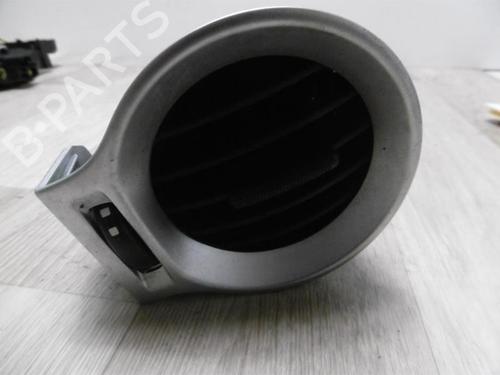 Used Air vent RENAULT KOLEOS I (HY_) 2.0 dCi 4x4 (HY0K) (150 hp) 13132666