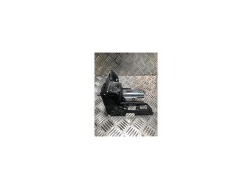 Used Engine mount CITROËN C3 III (SX) 1.2 PureTech 82 (83 hp) 26197931