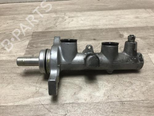 Used Brake master cylinder SUBARU IMPREZA Hatchback (GR, GH, G3) 2.0 D AWD (150 hp) 13386982