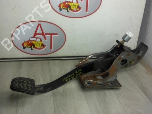 Used Break pedal TOYOTA COROLLA (_E12_) 1.4 D (NDE120_, NDE120R) (90 hp) 13229141