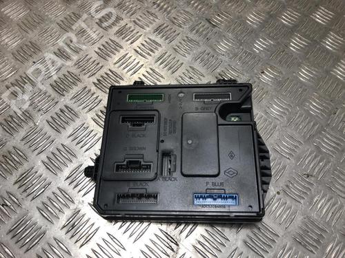 Used Fuse box RENAULT SCÉNIC III (JZ0/1_) 1.5 dCi (110 hp) 31201158