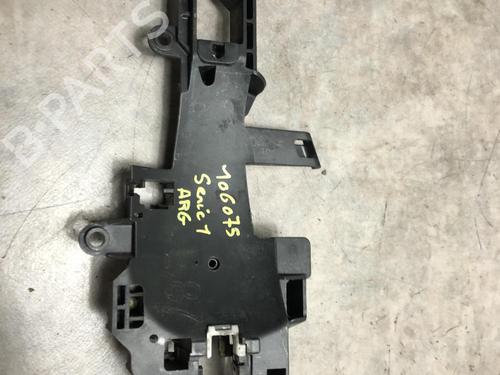 Used Rear left exterior door handle BMW 1 (E87) 118 d (143 hp) 20622888