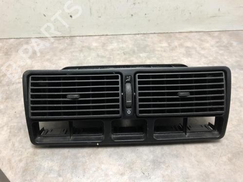 Luftventilen VW GOLF IV (1J1) 1.4 16V (75 hp) 20617786