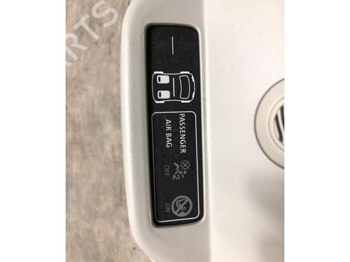 Innerbelysning RENAULT TWINGO III (BCM_, BCA_) 0.9 TCe 90 (BCM9, BCM2) | BP20624947I8 