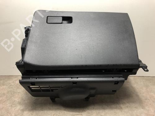 Guantera KIA CEED Sportswagon (CD) 1.4 T-GDI (140 hp) 23023733