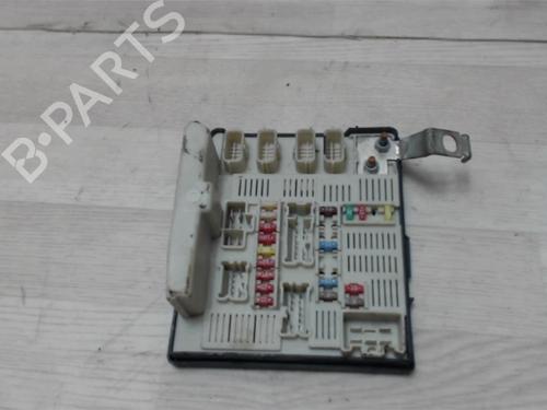 Sikringsdose RENAULT MEGANE II (BM0/1_, CM0/1_) 1.5 dCi (BM1E, CM1E) (106 hp) 13036153