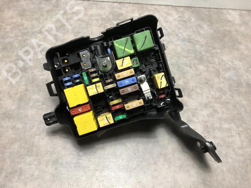 fuse-box-peugeot-208-i-ca_-cc_-12-vti-82-2012-2013-2014-2015-2016-2017-2018-2019-2020-20617325 main image