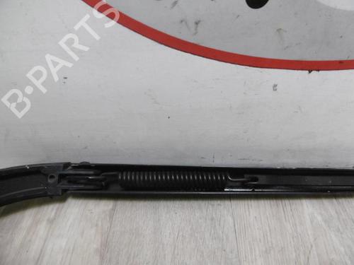 Used Front windshield wiper arm RENAULT SCÉNIC II (JM0/1_) 1.5 dCi (JM02, JM13) (101 hp) 13279342