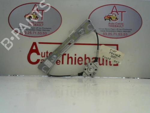 Rudehejsemekanisme Højre bagtil FIAT PANDA (169_) 1.2 (169AXF2A, 169AXF1A) (69 hp) 31246078