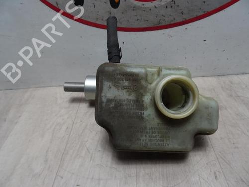 Used Brake master cylinder VW TOURAN (1T1, 1T2) 2.0 TDI 16V (140 hp) 13277025