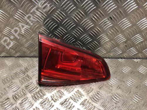 Feu de coffre gauche VW GOLF VII (5G1, BQ1, BE1, BE2) 1.6 TDI (110 hp) 31201936