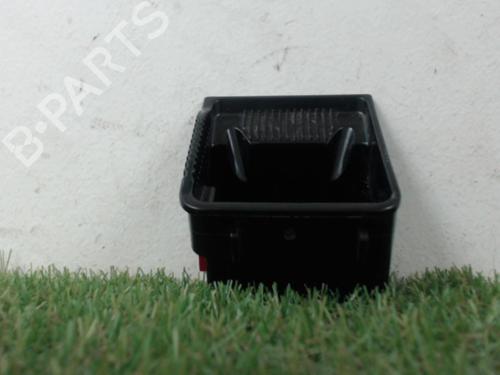 Posacenere VW BORA I (1J2) 1.6 (101 hp) 30781988