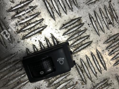 Used Switch RENAULT KOLEOS I (HY_) 2.0 dCi (HY0K) (150 hp) 31200657