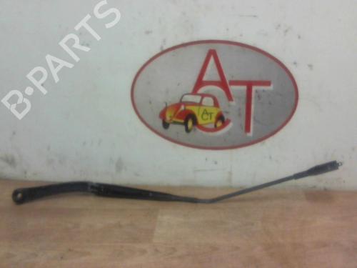 Used Front windshield wiper arm RENAULT KOLEOS I (HY_) 2.0 dCi (HY0K) (150 hp) 13276008