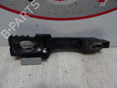 Used Rear left exterior door handle NISSAN NAVARA NP300 (D40) 2.5 dCi 4WD (174 hp) 13035777