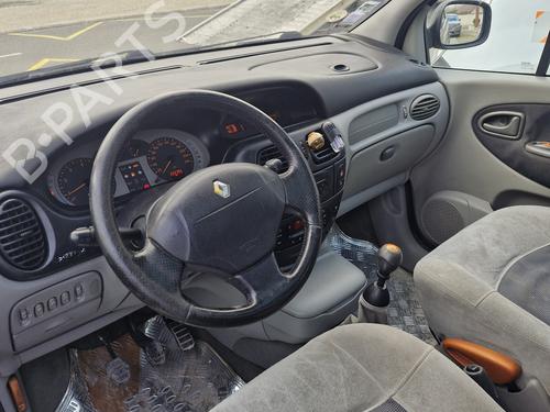 Right front steering knuckle RENAULT SCÉNIC I MPV (JA0/1_, FA0_) 1.9 dCi RX4 | BP31201112M26 