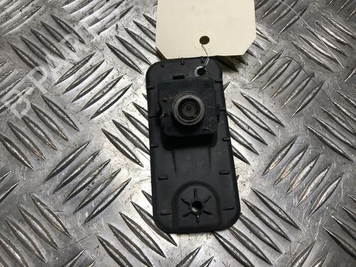 Annen Annen PEUGEOT 3008 II SUV (MC_, MR_, MJ_, M4_) 1.2 THP/ PureTech 130 (MRHNSM, MRHNSU, MRHNSJ, MRHNYW,... (131 hp) 35955575 35955575