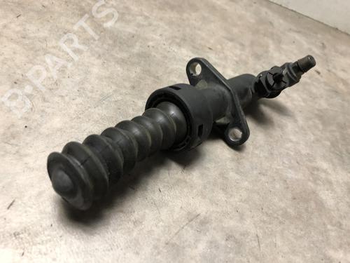 Used Clutch slave cylinder Clutch slave cylinder CITROËN XSARA PICASSO (N68) 1.6 HDi (109 hp) 20626090 20626090