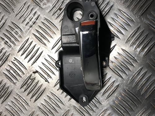 Used Front right interior door handle FIAT 500 (312_) 1.2 (312AXA1A) (69 hp) 31204824