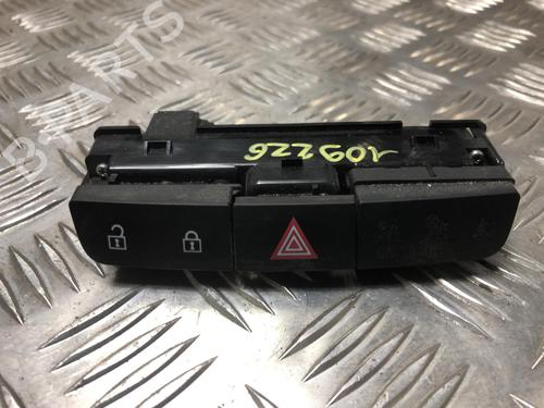 Used Warning switch OPEL INSIGNIA A Sports Tourer (G09) 2.0 CDTI (35) (160 hp) 25287406