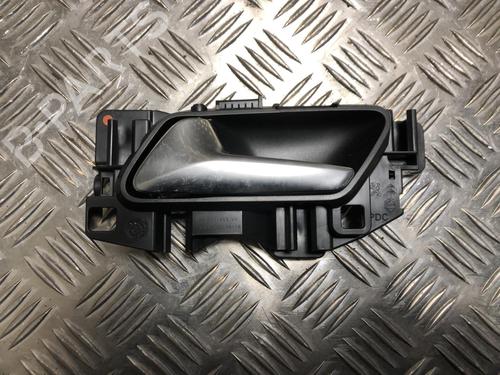 rear-left-interior-door-handle-peugeot-2008-ii-ud_-us_-uy_-uj_-ur_-uc_-2019-23435500 main image