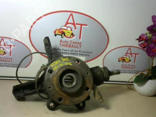 Used Left front steering knuckle PEUGEOT 308 I (4A_, 4C_) 1.6 HDi (92 hp) 13037694