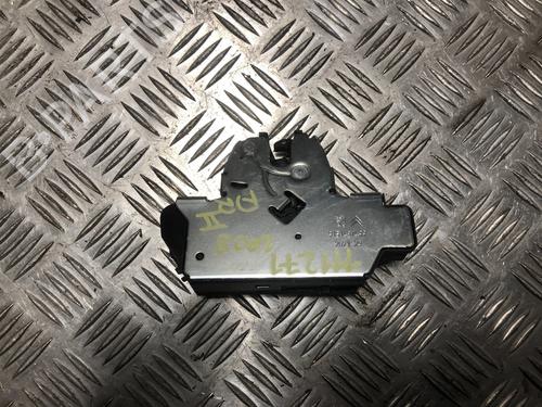 Used Tailgate lock PEUGEOT 2008 II (UD_, US_, UY_, UJ_, UR_, UC_) 1.2 PureTech 130 (USHNS, URHNS) (130 hp) 32473302