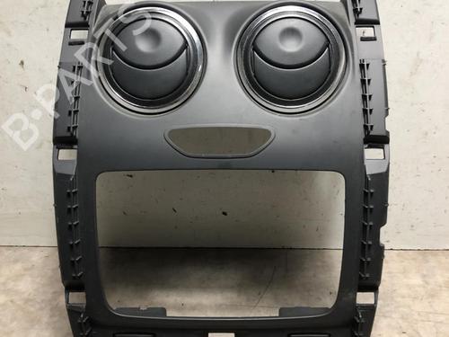 Used Middle console DACIA DUSTER (HS_) 1.2 TCe 125 (125 hp) 20925532