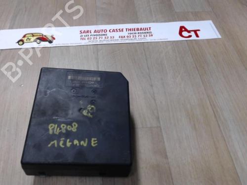 Used Fuse box RENAULT MEGANE III Hatchback (BZ0/1_, B3_) 1.5 dCi (BZ09, BZ0D, BZ1W, BZ29, BZ14) (110 hp) 12977028