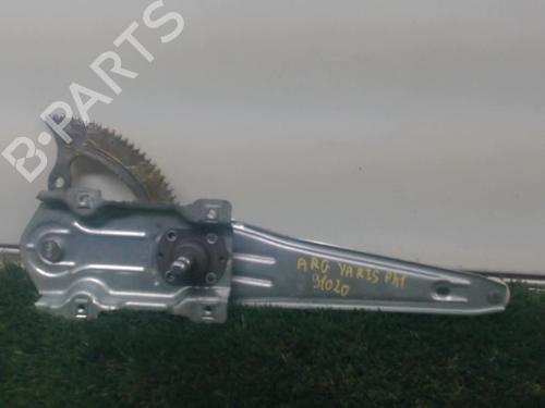 Used Rear left window mechanism TOYOTA YARIS (_P1_) 1.0 (SCP10_, SCP10R) (65 hp) 13263642