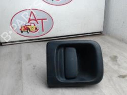 Used Front right exterior door handle RENAULT MASTER II Platform/Chassis (ED/HD/UD) 2.5 dCi (ED01, ED0Y, ED41, ED4Y, ED81, ED8Y, ED91, ED9Y,... (146 hp) 29389555