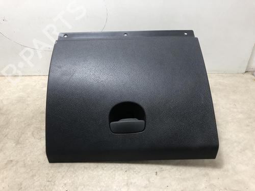 Used Glove box DACIA SANDERO II 1.2 (75 hp) 20622104