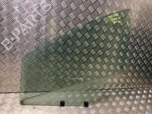 front-left-door-window-peugeot-5008-0u_-0e_-2009-2010-2011-2012-2013-2014-2015-2016-2017-32707055 main image