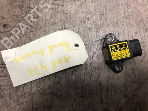 Used Electronic sensor TOYOTA LAND CRUISER 90 (_J9_) 3.0 TD (KZJ90_, KZJ95_, KZJ90R, KZJ95R, KZJ90W, KZJ95W) (125 hp) 20619877