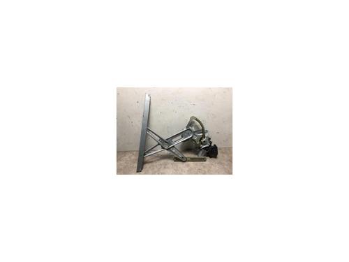 Used Front left window mechanism TOYOTA YARIS (_P9_) 1.33 VVT-i (NSP90_, NSP90R) (100 hp) 20332957