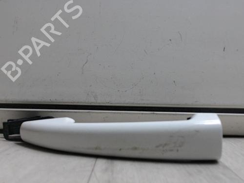 Used Front left exterior door handle Front left exterior door handle 13267882 13267882