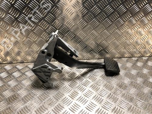 Bremsepedal BMW X1 (E84) xDrive 20 d (163 hp) 31186596