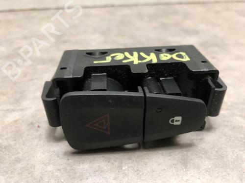 Used Warning switch DACIA DOKKER MPV (KE_) 1.2 TCe (KEM0, KEAY) (115 hp) 20618155