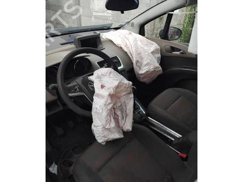 Rear bumper bracket OPEL MERIVA B MPV (S10) 1.4 (75) | BP27558168C159 