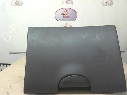 Used Glove box TOYOTA YARIS (_P1_) 1.4 D-4D (NLP10_, NLP10R) (75 hp) 13134576