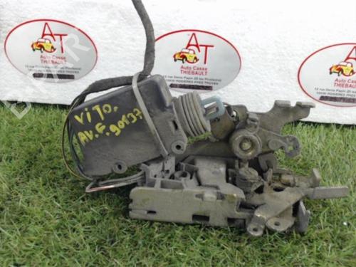 Used Front left lock MERCEDES-BENZ VITO Bus (W638) 114 2.3 (638.134, 638.194) (143 hp) 28287441