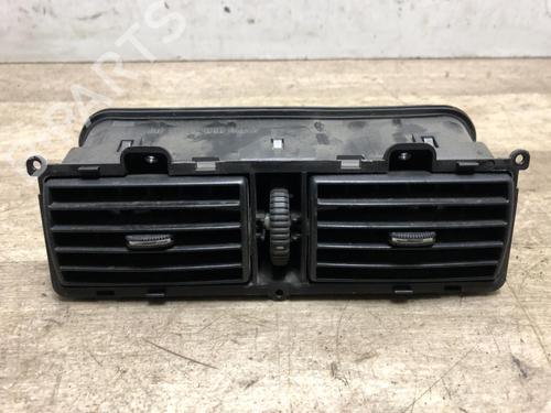 Used Air vent Air vent MERCEDES-BENZ SLK (R170) 200 Kompressor (170.444) (163 hp) 15968169 15968169
